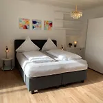 Apartamento Wiesemann Parkappartements & Dependance - Naehe Ettelsberg-talstation *