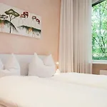 Wiesemann Parkappartements & Dependance - Naehe Ettelsberg-talstation Apartamento *