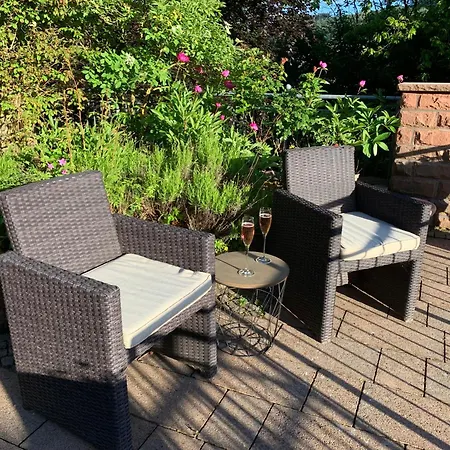 Wiesemann Parkappartements & Dependance - Naehe Ettelsberg-talstation アパート ヴィリンゲン