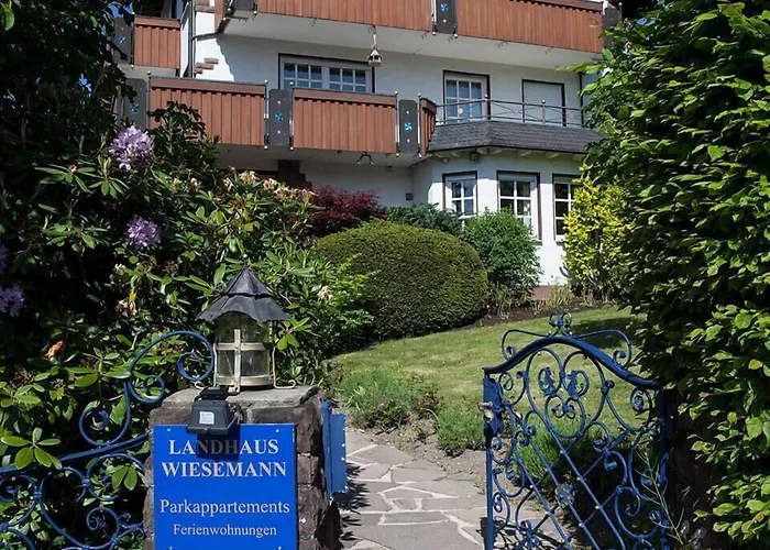 Wiesemann Parkappartements & Dependance - Naehe Ettelsberg-talstation 아파트 *