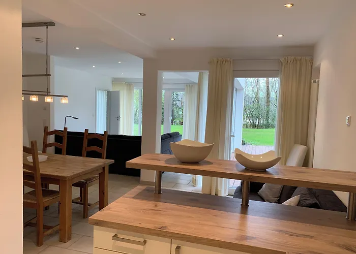 Wiesemann Parkappartements & Dependance - Naehe Ettelsberg-talstation 아파트