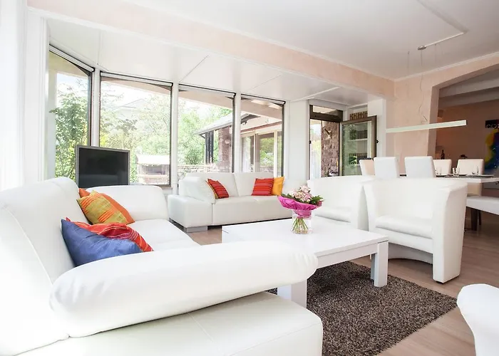 Wiesemann Parkappartements & Dependance - Naehe Ettelsberg-talstation Apartment *